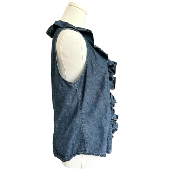 CHAPS DENIM RUFFLE BUTTON TOP - Picture 4 of 6